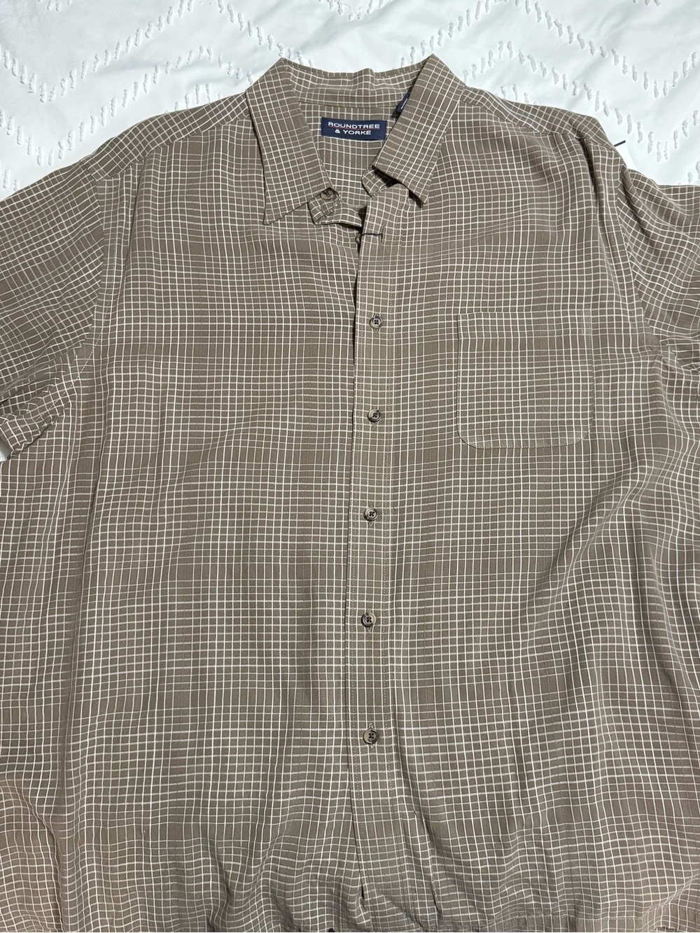 Roundtree & Yorke Tan/Brown Grid-Check Men's Button-Up Shirt